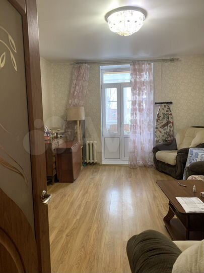 3-к. квартира, 82 м², 5/5 эт.