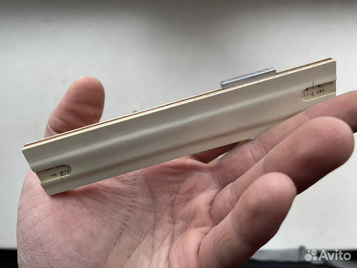 Логарифмическая линейка ретро