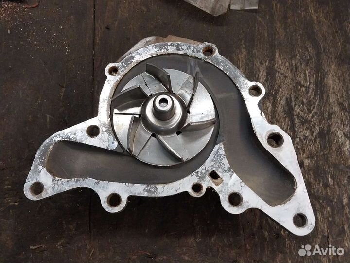 Помпа 6g72 24v