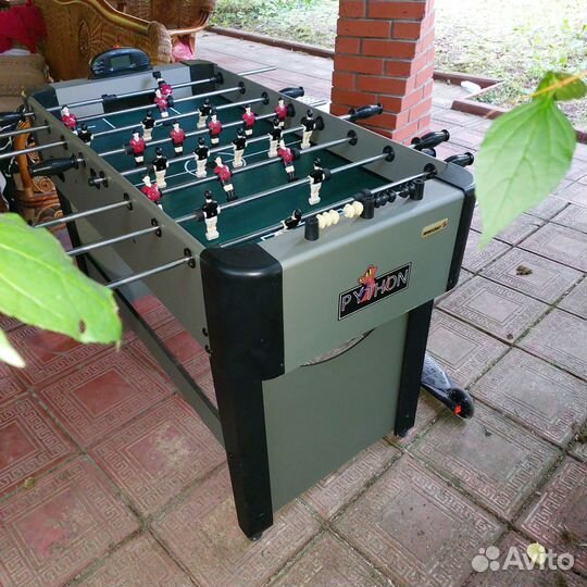 Настольный футбол кикер