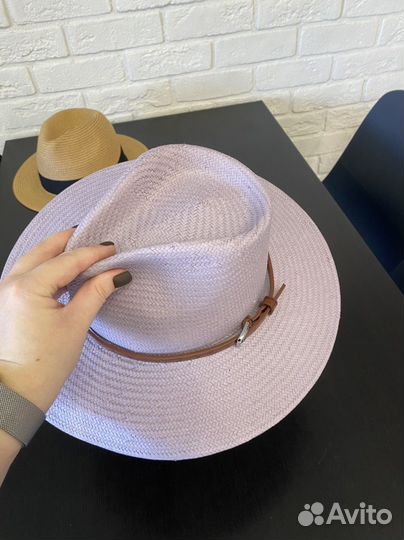 Шляпа федора солома