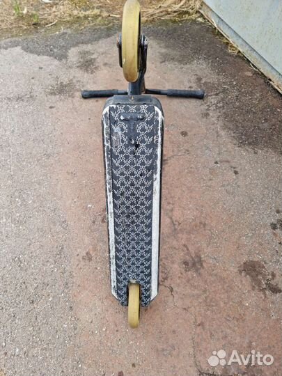 Трюковой самокат Heelreid