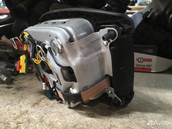 Подушка безопасности водительская Touareg