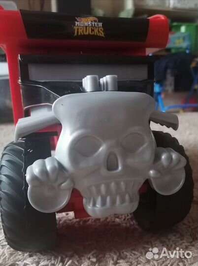 Hot wheels монстр трак