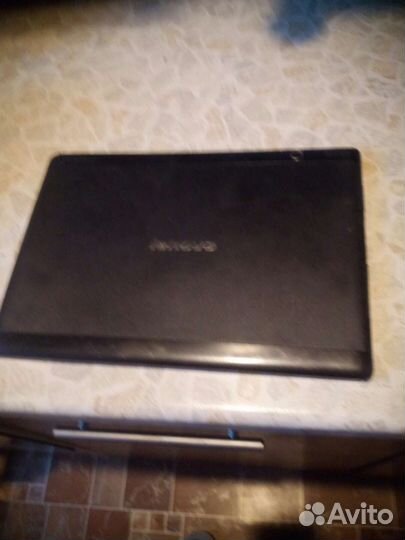 Отдам планшет на запчастм в добрые ру,ки