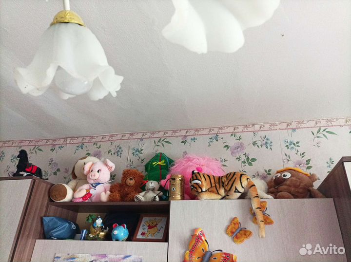 Мягкие игрушки, настольная лампа