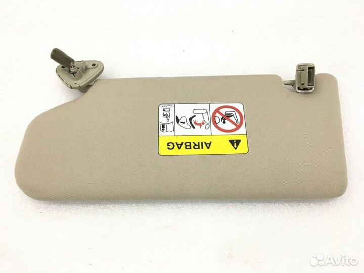 Козырек солнцезащитный правый Mitsubishi Outlander