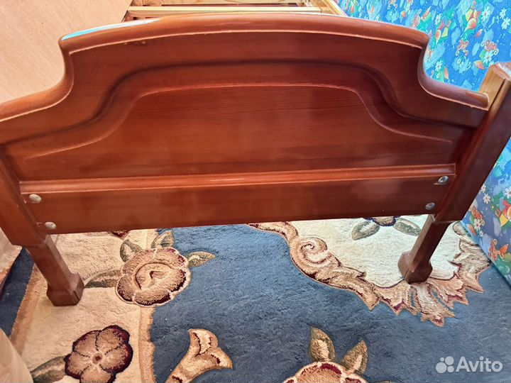 Кровать односпальная с матрасом бу
