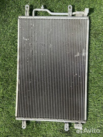 Радиатор кондиционера Audi A4 B6 8EC 8E0260401D