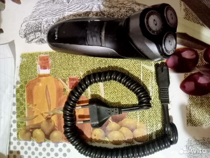 Электро бритва philips