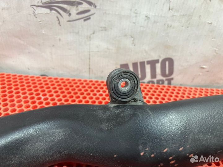 Патрубок интеркулера Volkswagen Golf