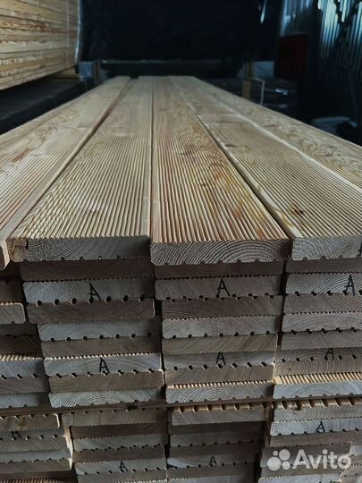 Материалы строительные: доски лиственницы для прое