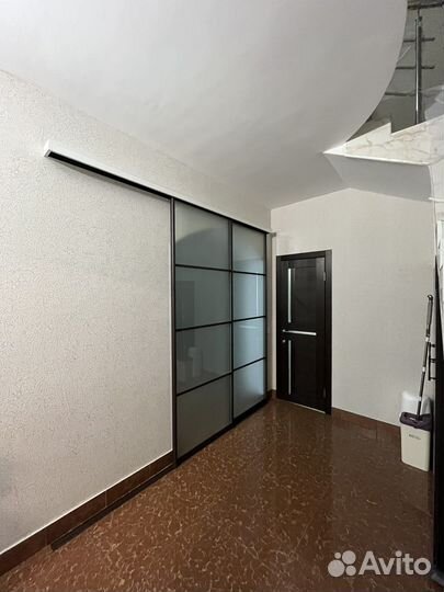 Раздвижные перегородки, двери купе