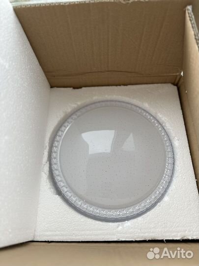 Светодиодная люстра