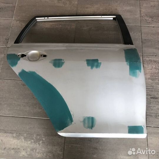 Дверь задняя правая Toyota Corolla Fielder NZE141