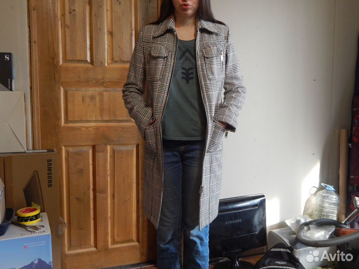 Пальто женское moschino jeans