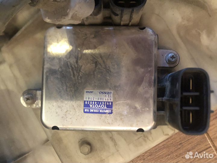 Вентилятор на радиатор Toyota Alphard