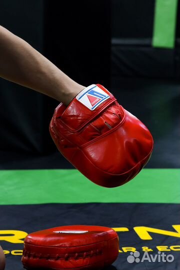 Тренерские Лапы Winning Red