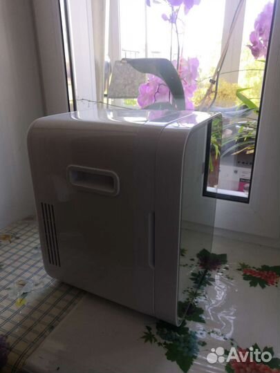 Термохолодильник libhof BT-10M