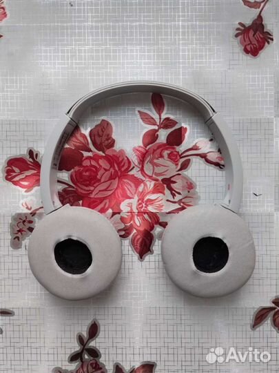 Наушники 
