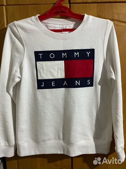 Свитшот Tommy Jeans