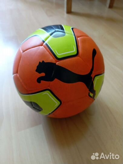 Футбольный мяч профессиональный puma