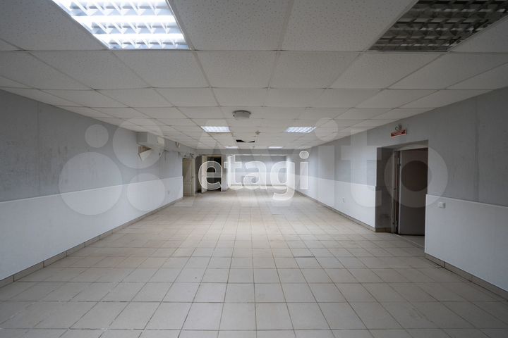 Продам торговое помещение, 625 м²