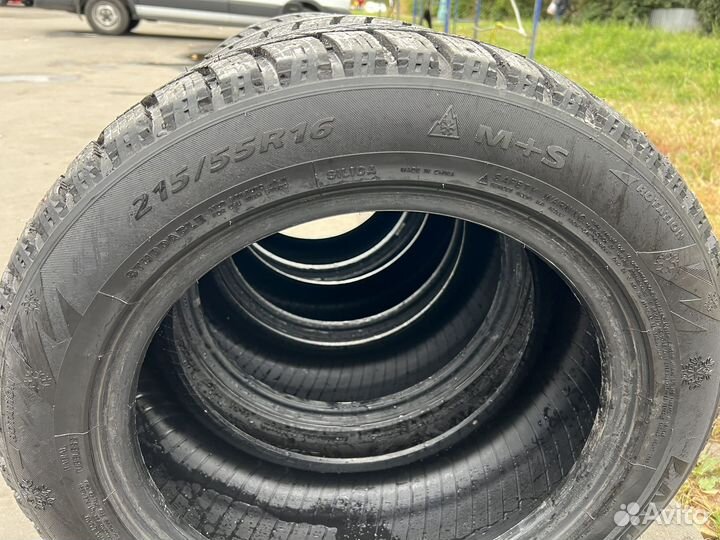 Landsail Winter Lander 215/55 R16