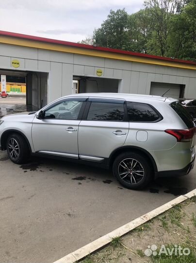 Mitsubishi Outlander 2.0 CVT, 2015, 146 000 км