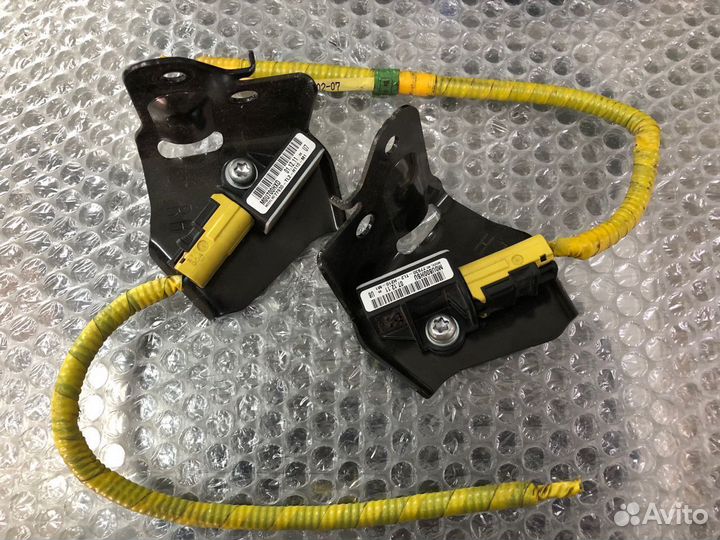 Датчик удара передний Honda Accord 8 CU 2008-2012