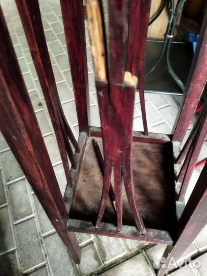 Антикварная этажерка