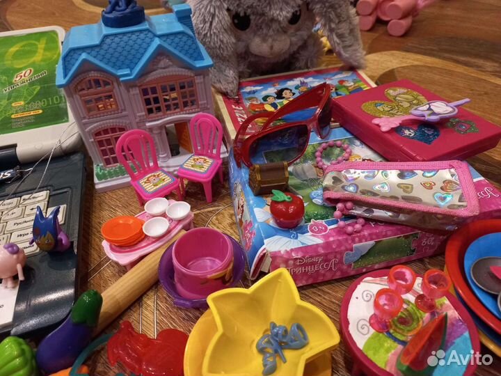 Игрушки для девочки с компьютером