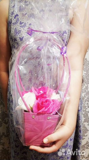 Пенные розы букет