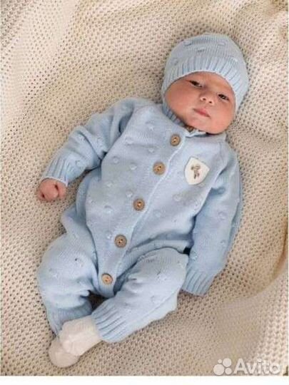 Комбинезон с шапочкой