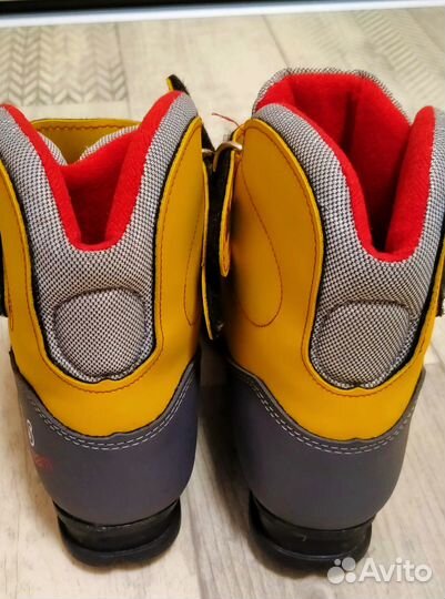 Лыжные ботинки детские 34