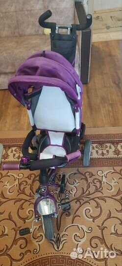 Трехколесный велосипед с родительской ручкой