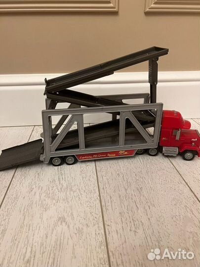 Тачки игрушки из мультфильма Cars