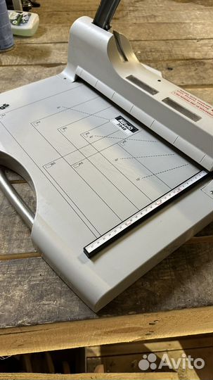 Резак для бумаг KW-Trio 3948