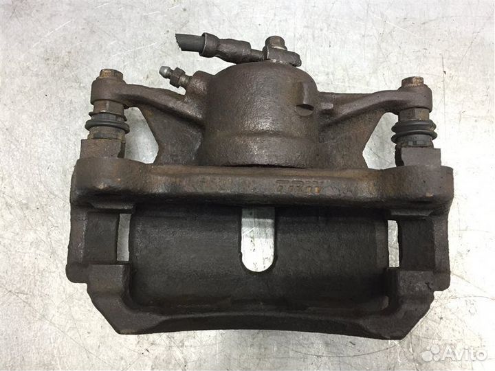 Суппорт тормозной передний левый Skoda Octavia A7