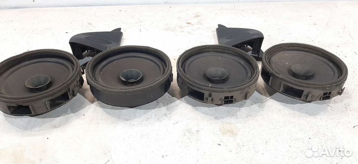 Динамики на Mitsubishi Outlander Xl Peugeot 4007