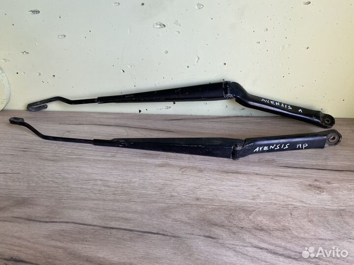 Поводок склоочистителя toyota avensis т 220