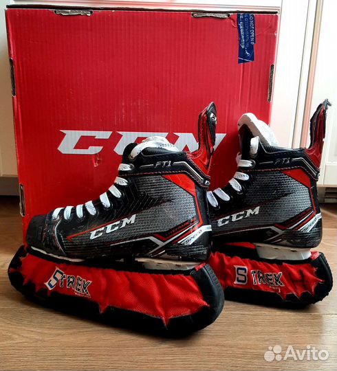 Коньки хоккейные CCM