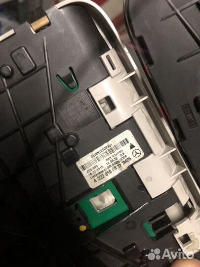 Плафон салонный с зеркалом на mercedes