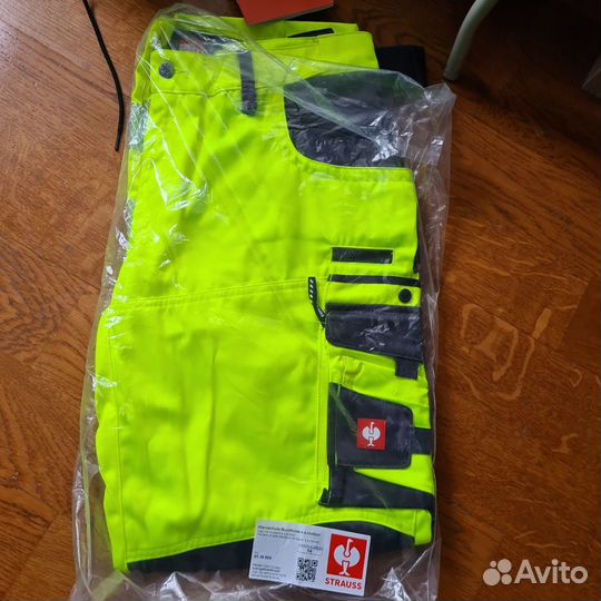 Рабочая одежда-брюки