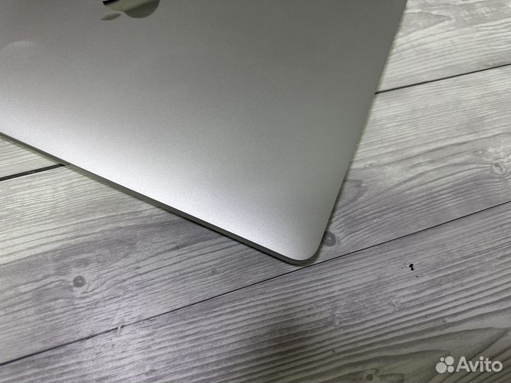 Новый Apple MacBook Pro 13 m1 8/512 2цикла