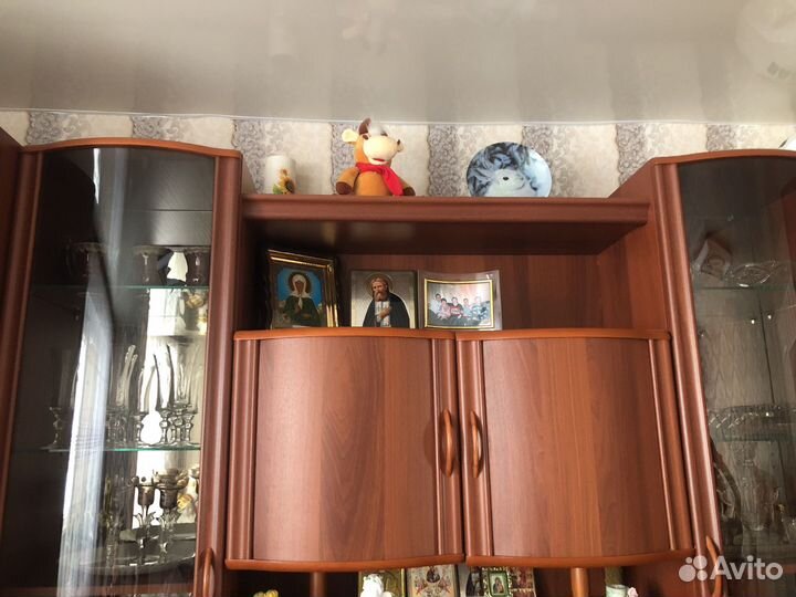 Стенка в гостиную