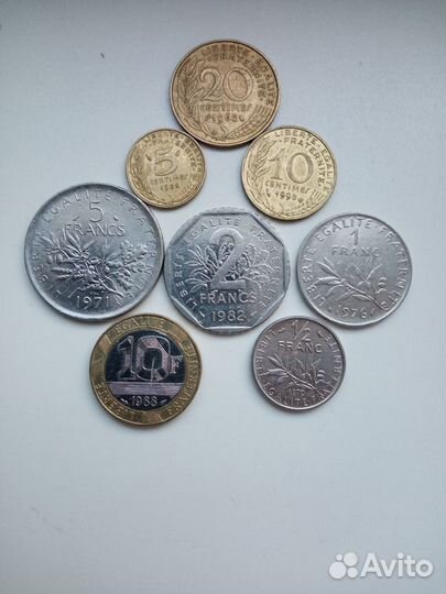 Наборы иностранных монет