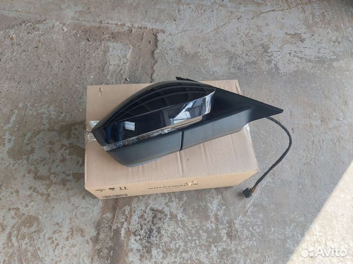 Зеркало правое в сборе Skoda Kodiaq новое оригинал