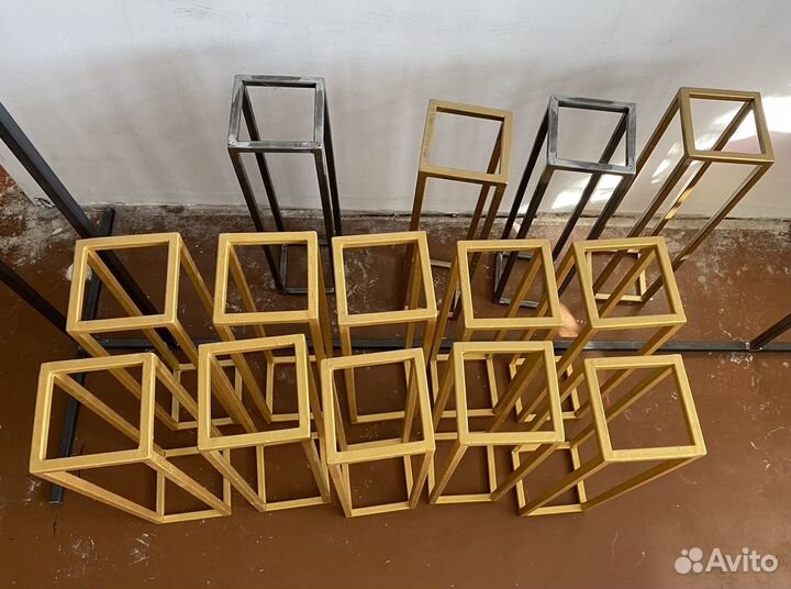 Стойка для цветов