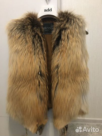Меховая жилетка из лисы